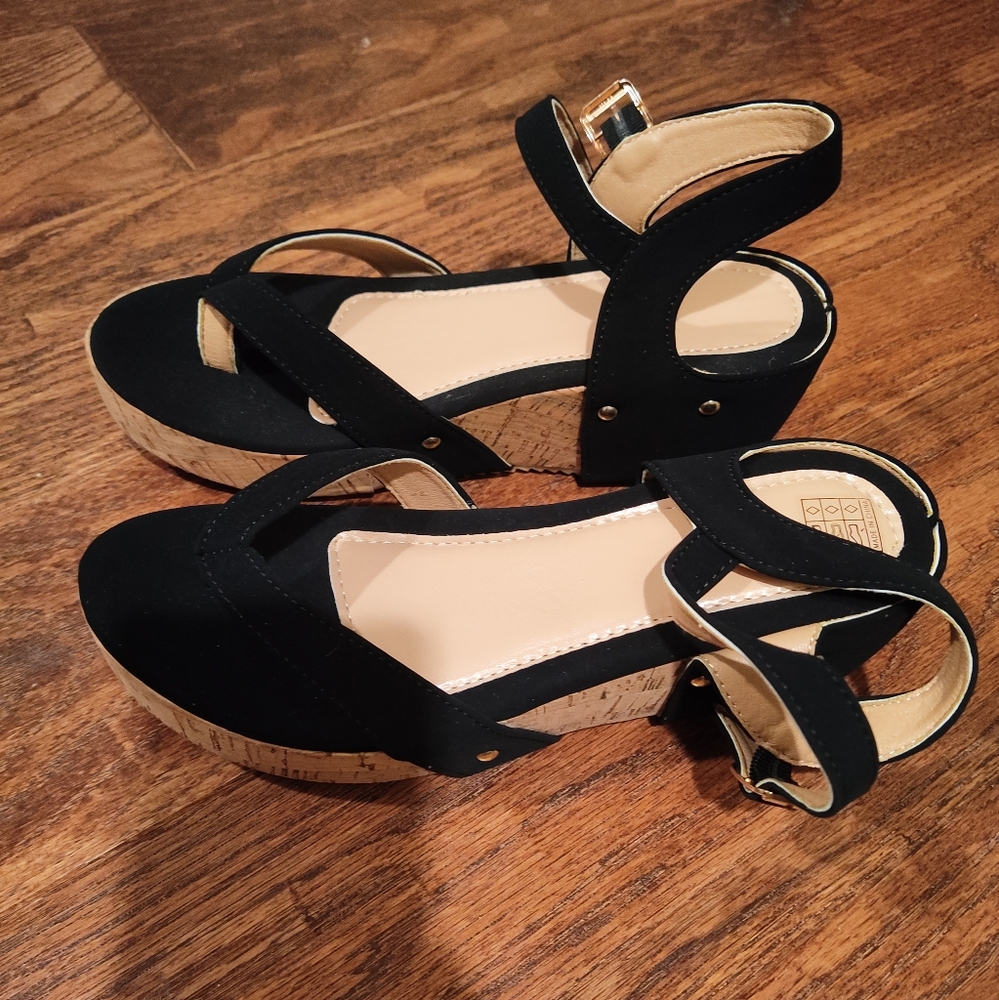 Sandal